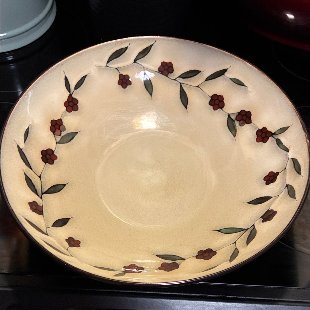 Mikasa Cream and Red Floral Bowl